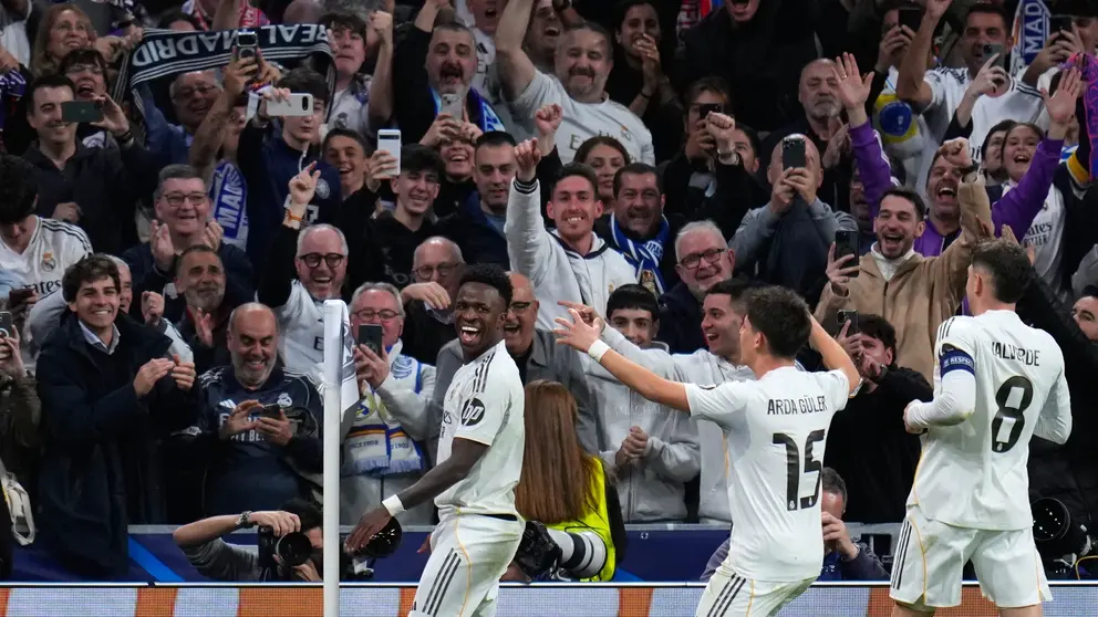 Vin&iacute;cius Jr, celebrando