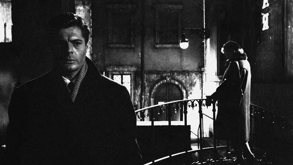 Fotograma de una versi&oacute;n cinematogr&aacute;fica de la obra, dirigida por Luchino Visconti.